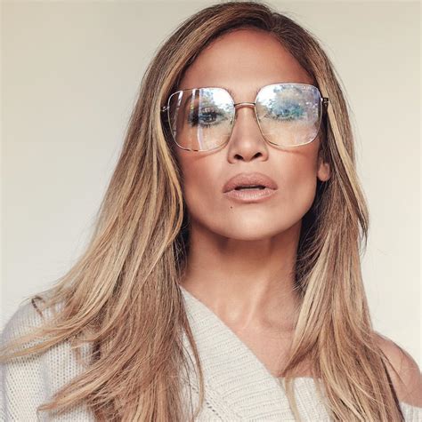 occhiali fendi da sole jennifer lopez|Jennifer Lopez firma una linea di occhiali da vista e da sole.